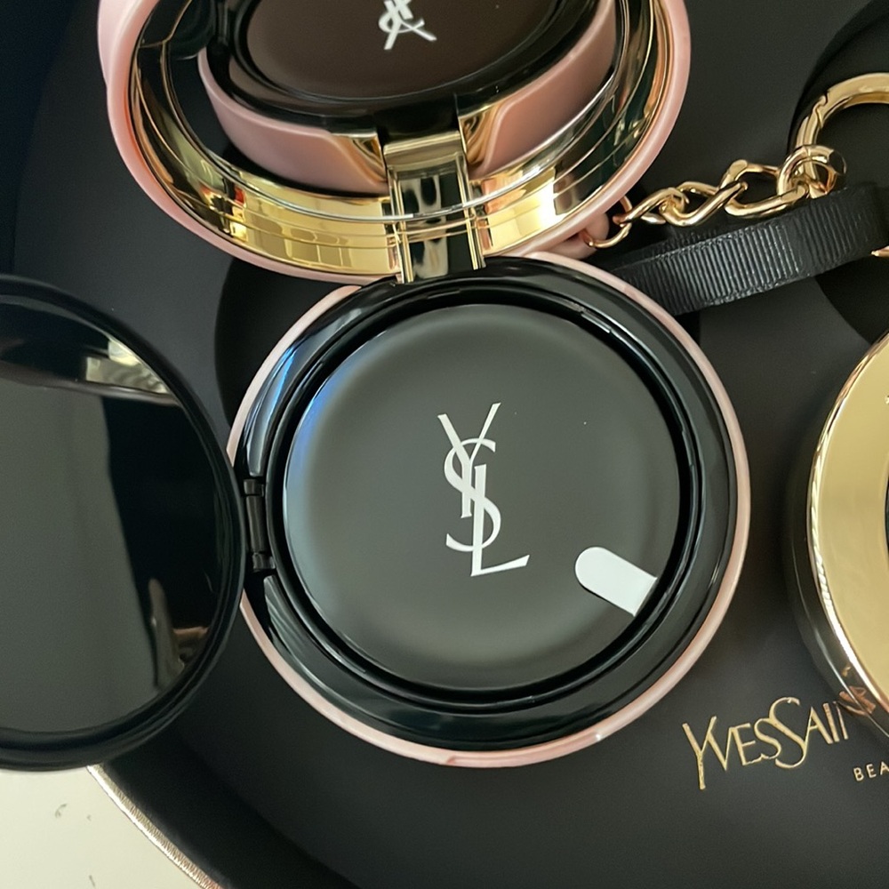 YSL Beauty Skin Affair Soft Glow Cushion Foundation Gift Set - Picture 10 of 12